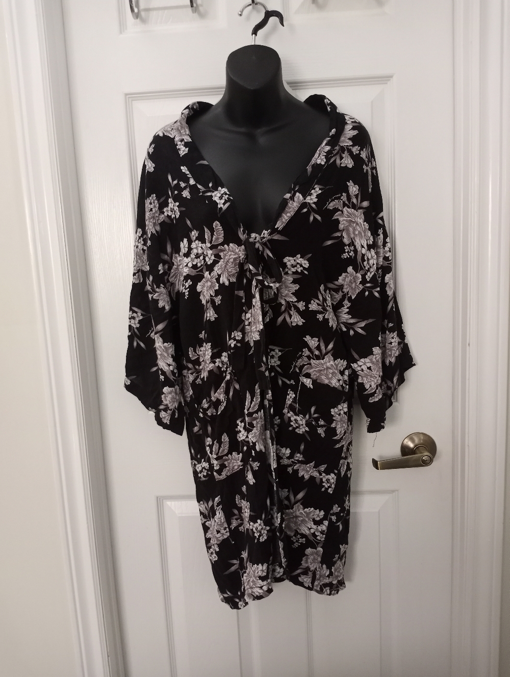 SPIRITUAL GANGSTER lightweight Robe OSFA